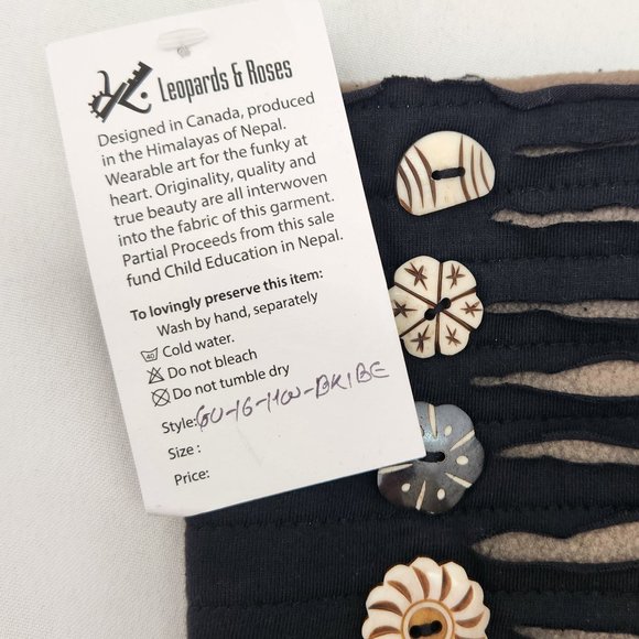 Leopards & Roses Wearable Art For The Funky At Heart Gloves - Picture 15 of 15